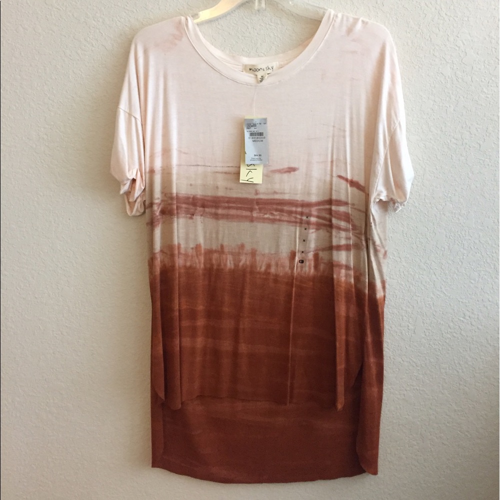 T shirt from buckle