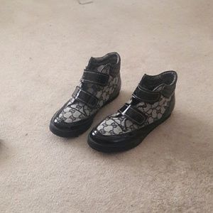Gucci shoes