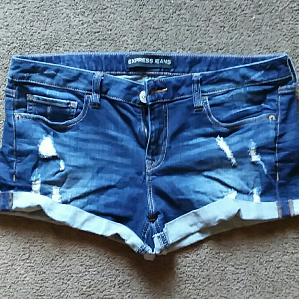 Express shorts