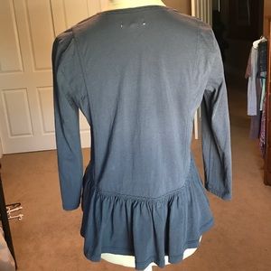 Madewell V Neck 3/4 sleeve shirt