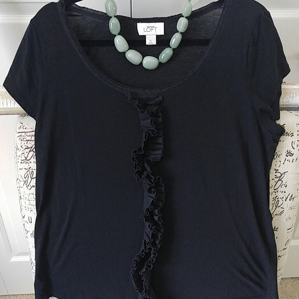 {Clearance} Black LOFT Top