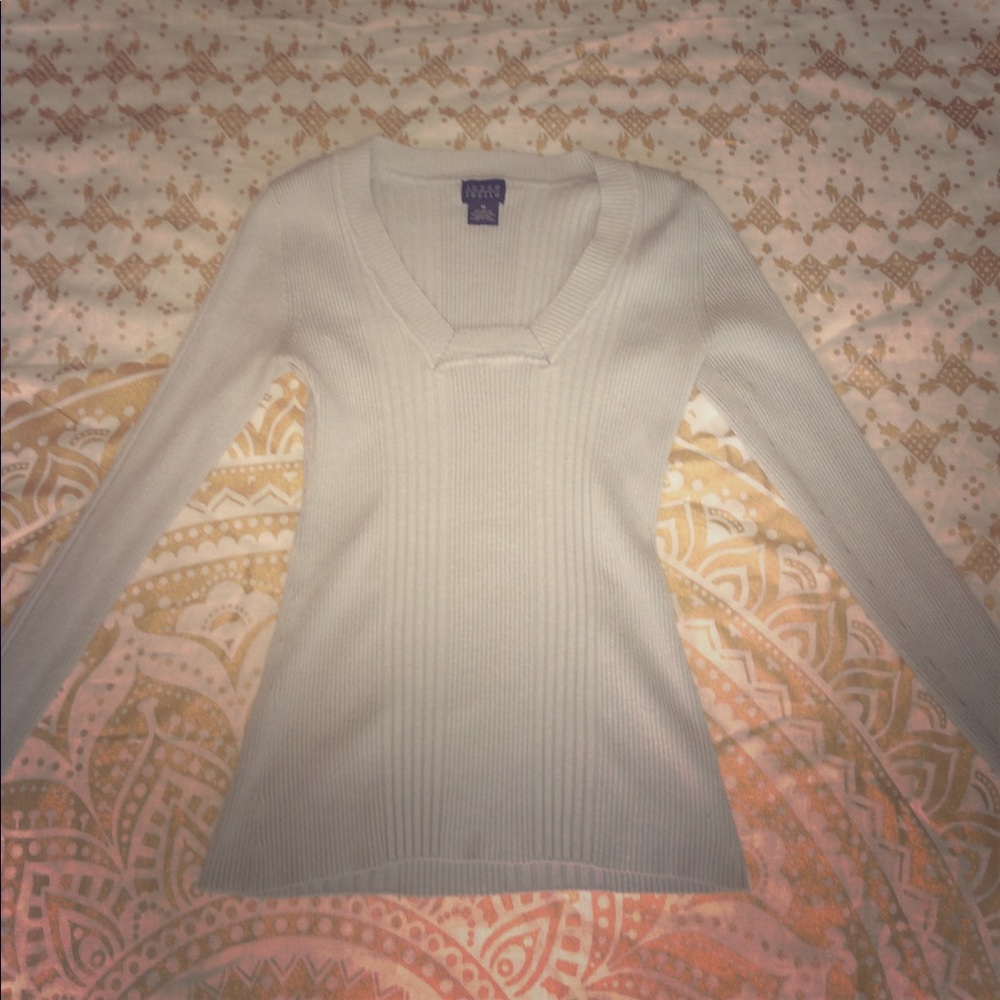 Cute bluish gray sweater 80% rayon 20% polyester