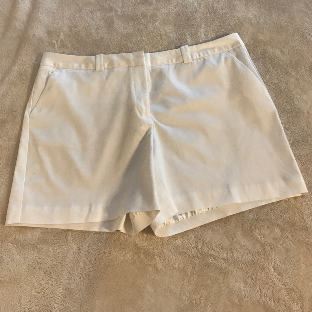 Worthington Modern Fit White Shorts