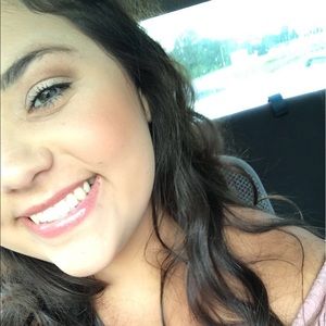 Meet your Posher, Hailey