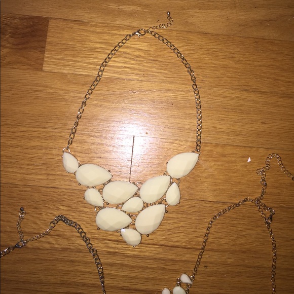 Statement Necklaces Bundle - Picture 3 of 4