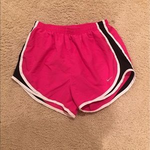 Small Nike Tempo Shorts
