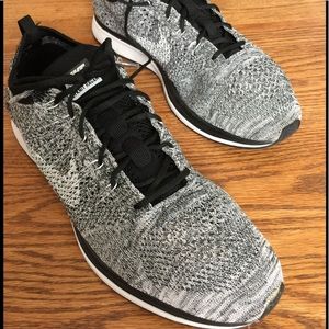 Nike "oreo" Flyknit