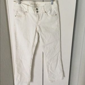 Bundle AE Capri Artist TWO PAIR!!