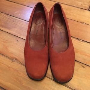 Arche rust-orange heels