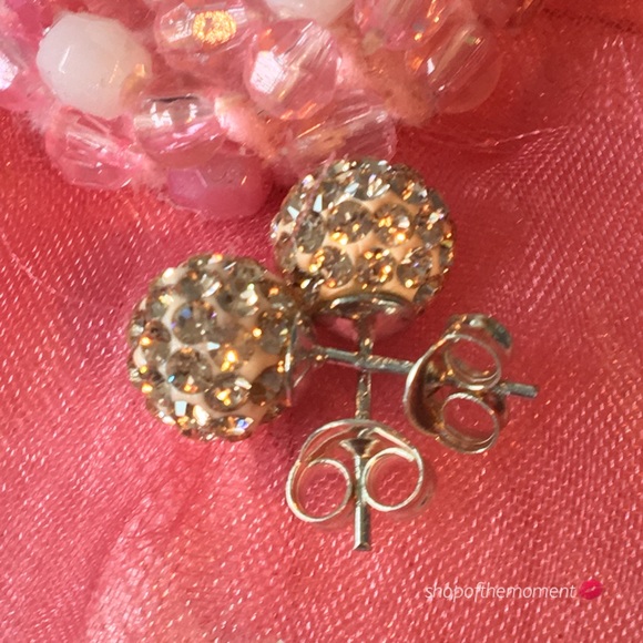 new ♛ Swarovski Crystal ♛ Pavé Studs ♛ Champagne ♛ - Picture 6 of 10