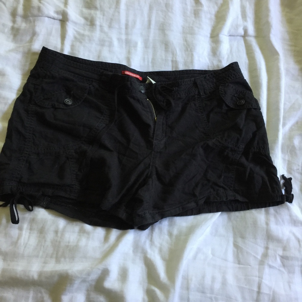Black tie detail shorts! Fits like a women's xl!