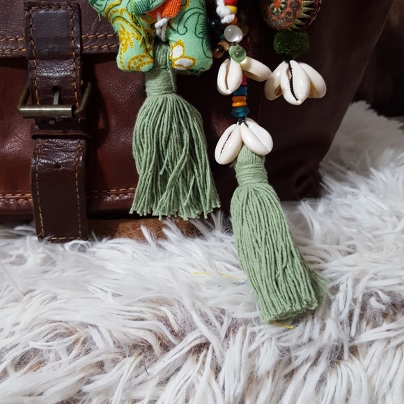 🚫SOLD🚫EW HAND MADE BAG CHARM KEYCHAIN - Picture 3 of 5