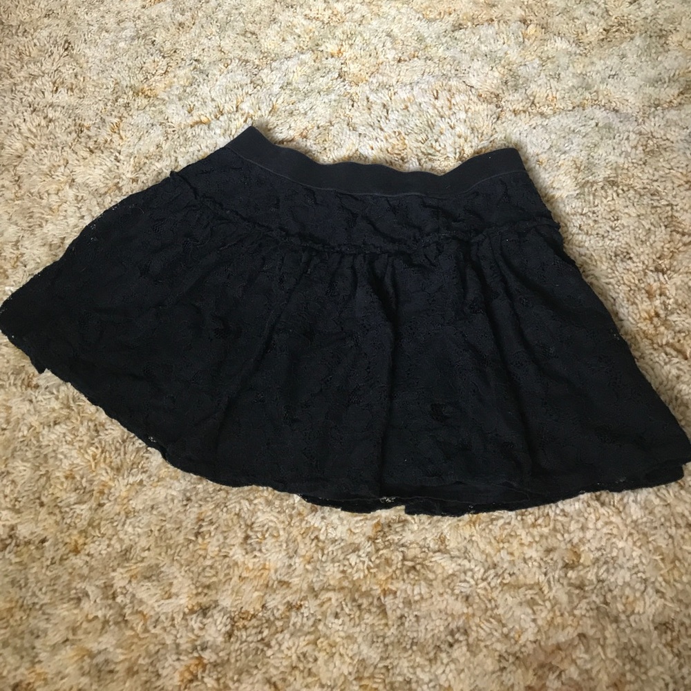 Black Aeropostale skirt