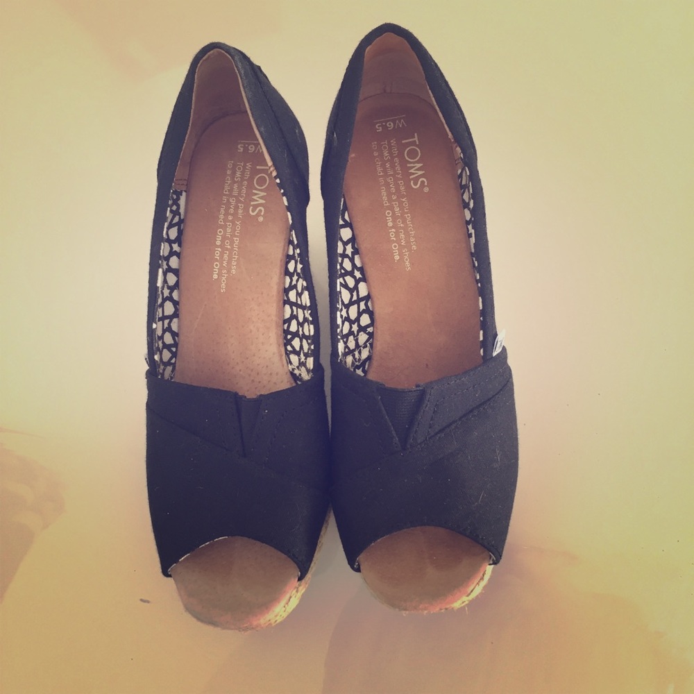 Toms platform