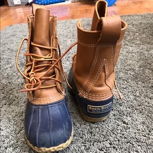 Women's bean boots 8" tan/navy size 6 medium width