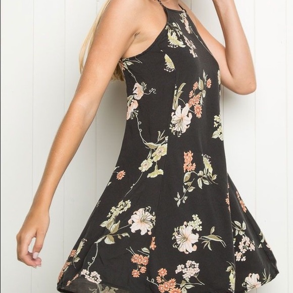 Brandy Melville Dresses & Skirts - RARE Brandy Melville black floral Abigail dress