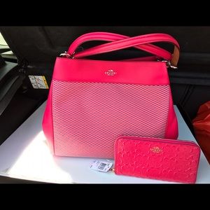 Gorgeous NWT Coach Bag