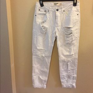 White distress jeans