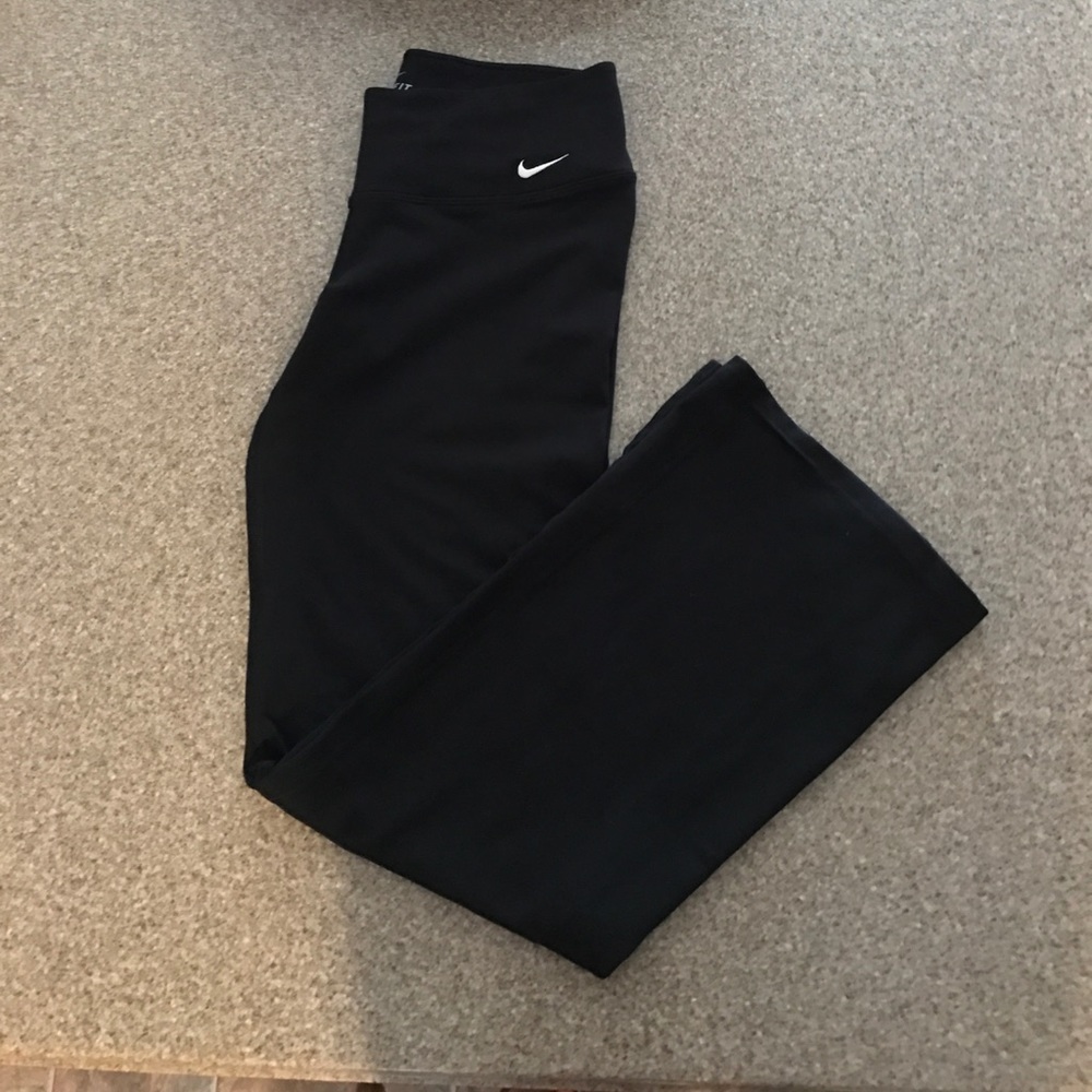 Nike yoga flare pants size small