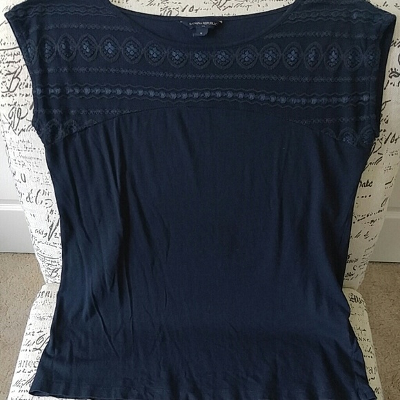 {FLASH SALE} Navy BR top - Picture 2 of 8