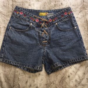 flower power high waisted shorts!