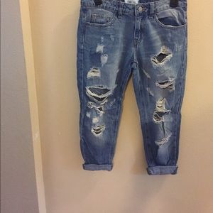 Distress boyfriend fit jeans