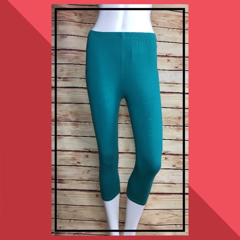 TEAL CAPRI LEGGINGS