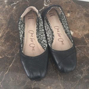 TOMS flats