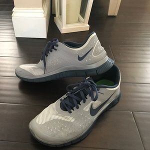 Nike free runs 4.0