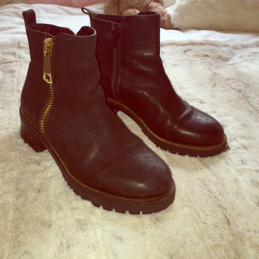 Perfect ankle boot!