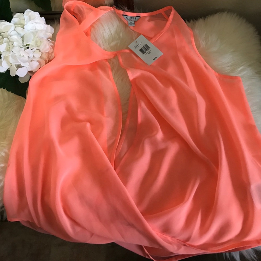 Guess top 💕