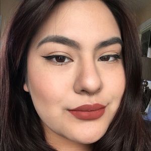 Meet your Posher, Dianna