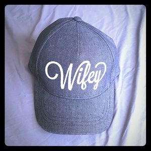 Wifey hat