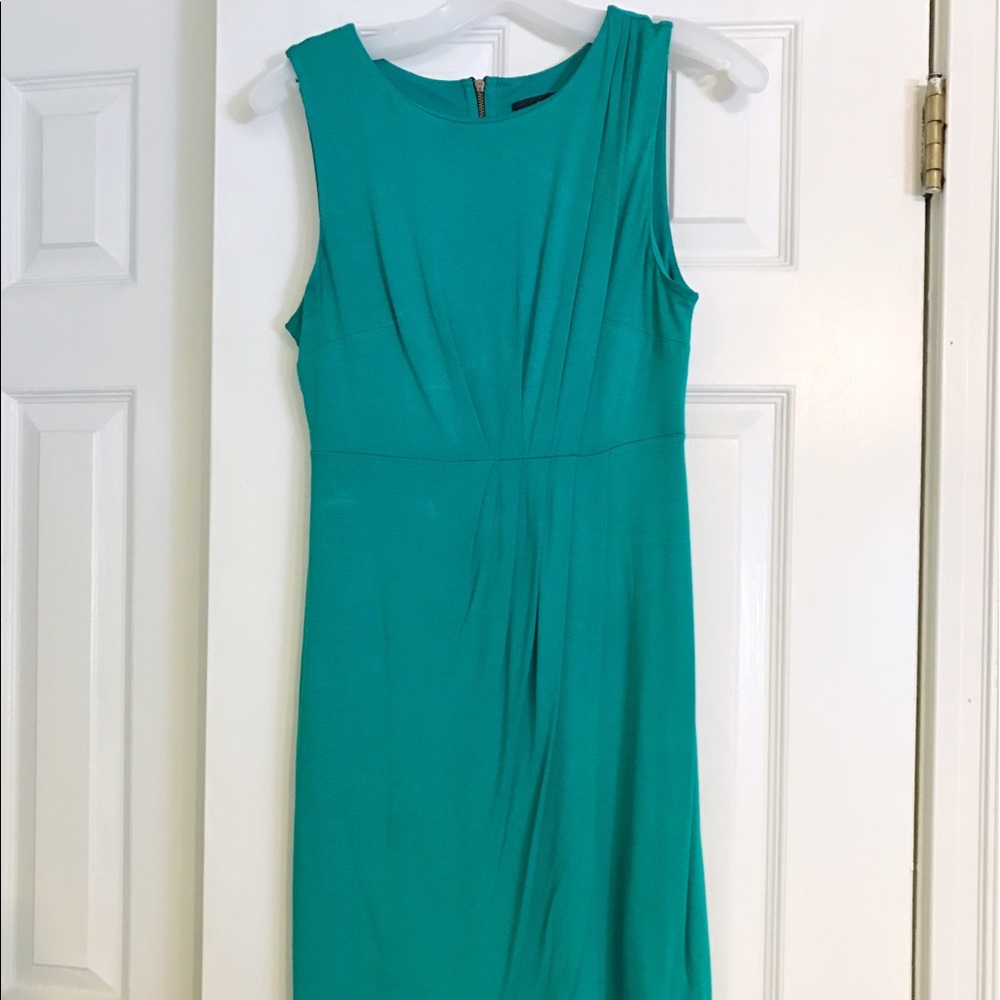 Professional Sleeveless Dress