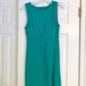 Professional Sleeveless Dress