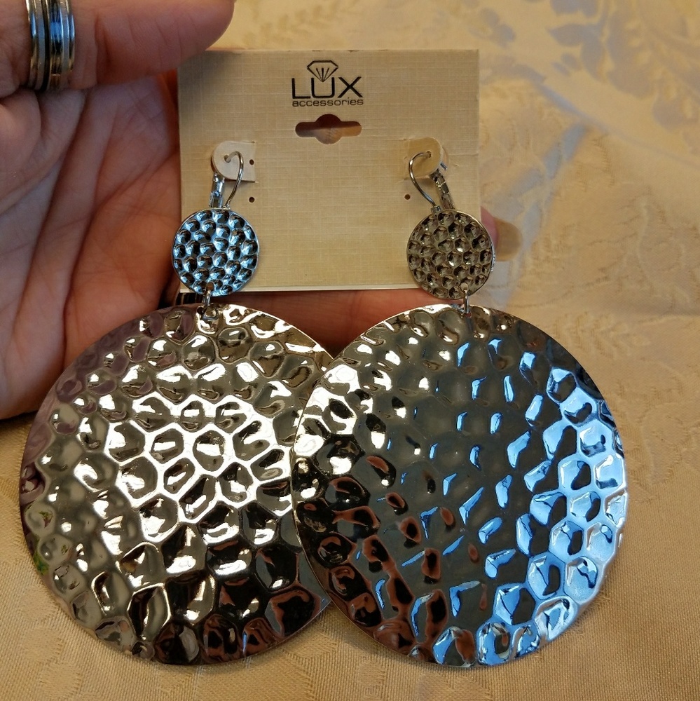 NWT silver tone earrings