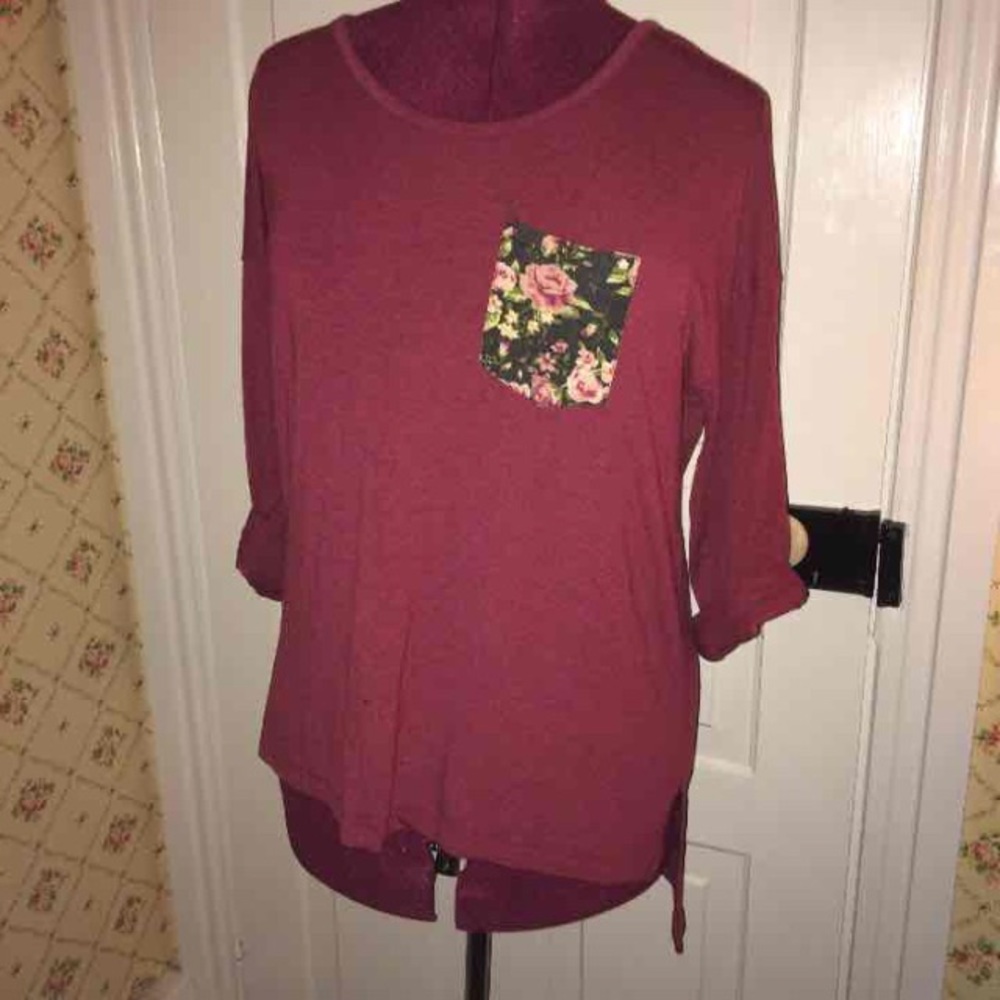 Size XL- Floral Pocket Rue21 Shirt