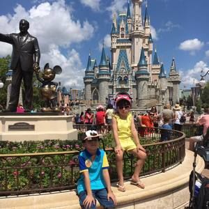 Meet your Posher, Zina