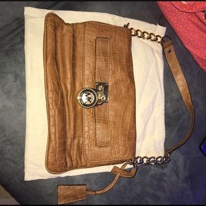 Authentic Michael Kors Hamilton shoulder bag. NWOT