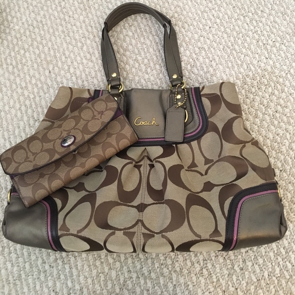 Coach purse and matching wallet
