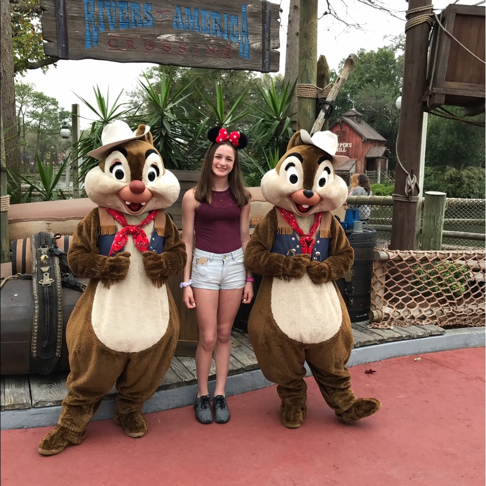 Meet your Posher, Julia