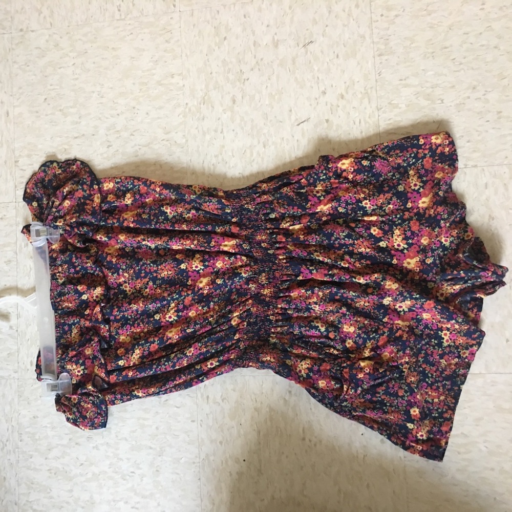 Sleeveless floral romper