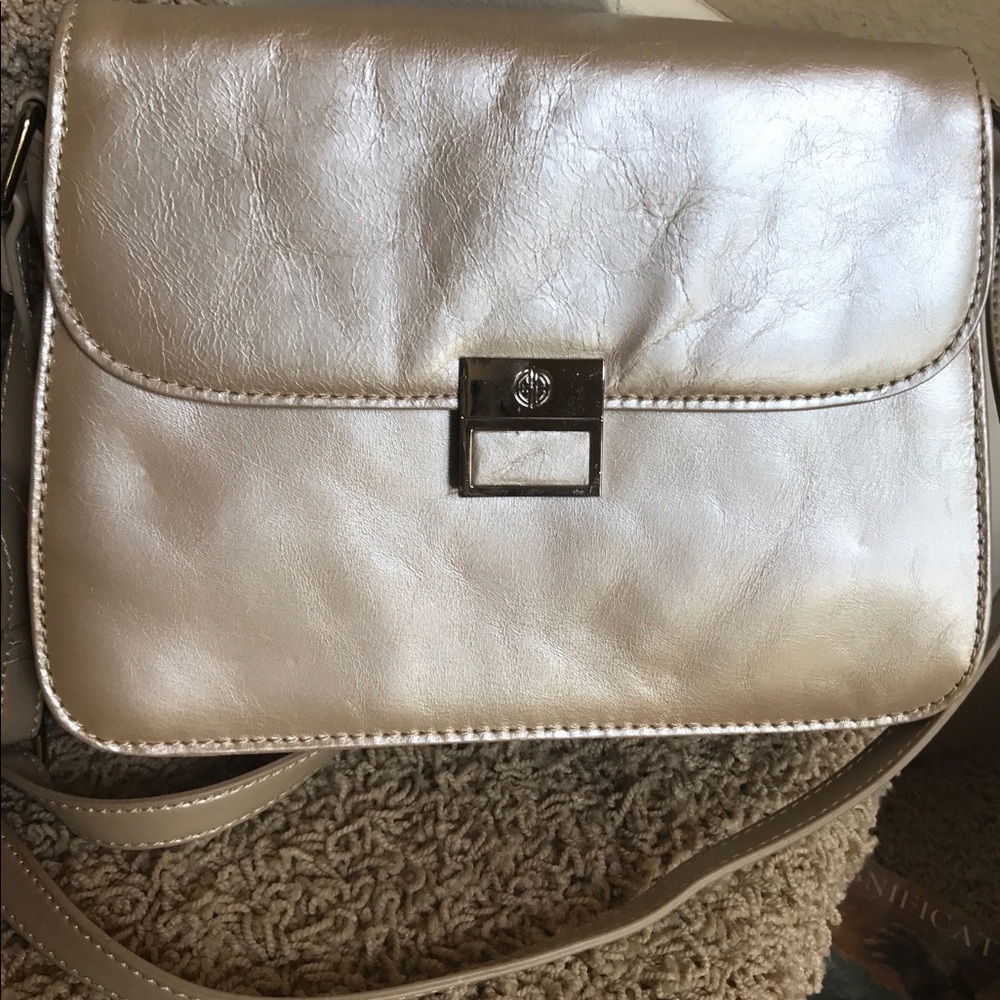 Authentic Giani Bernini adjustable shoulder purse