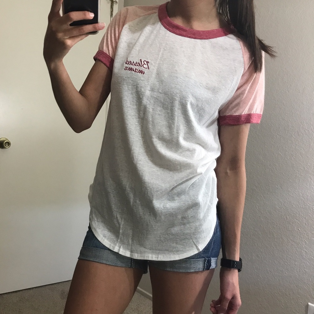 “Blessed Mama" Tee - Picture 4 of 6