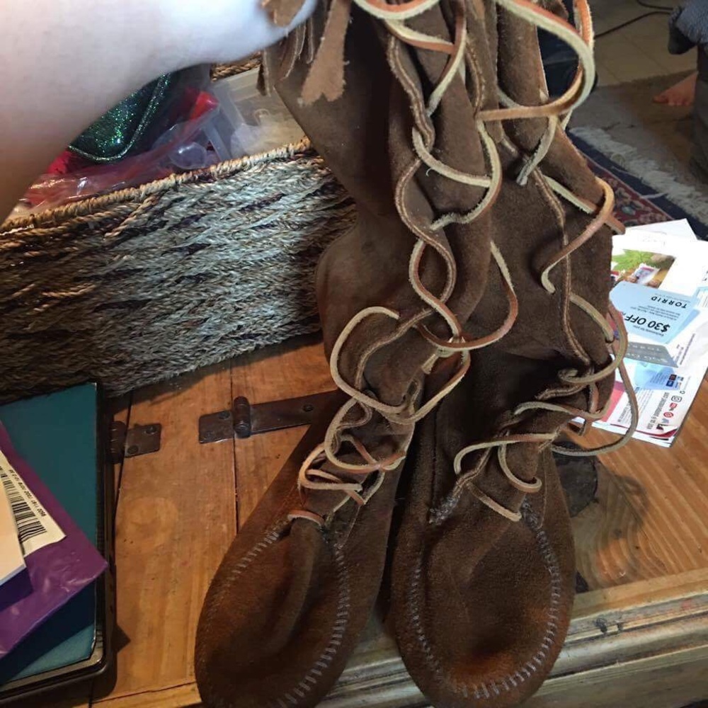 Minnetonka lace up boots