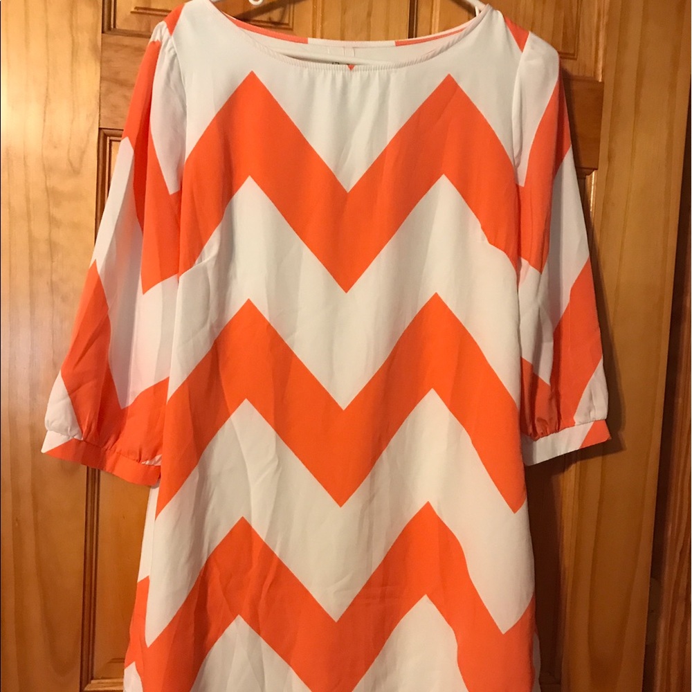 Lovely chevron print dress
