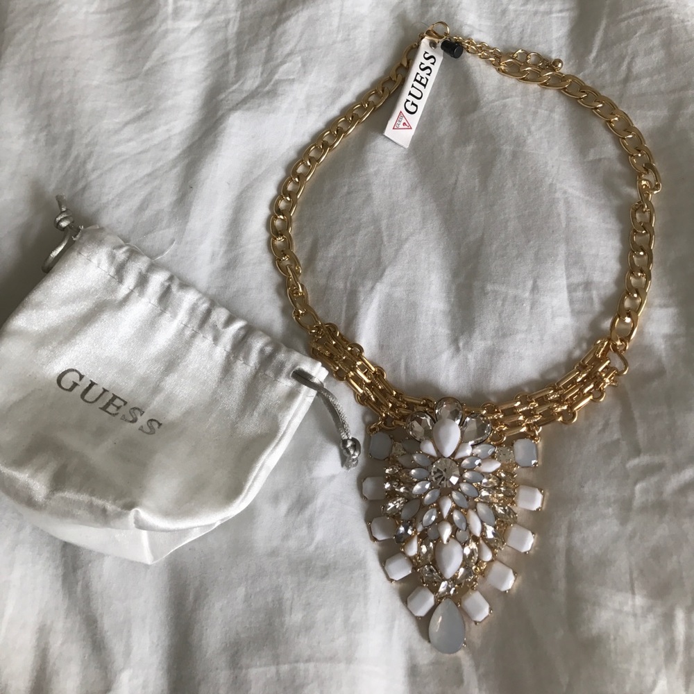 Guess necklace