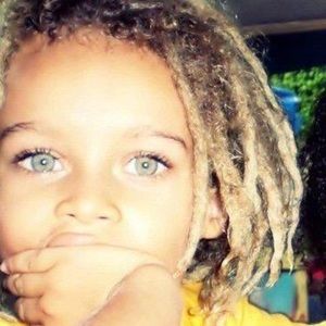 Meet your Posher, Eliz