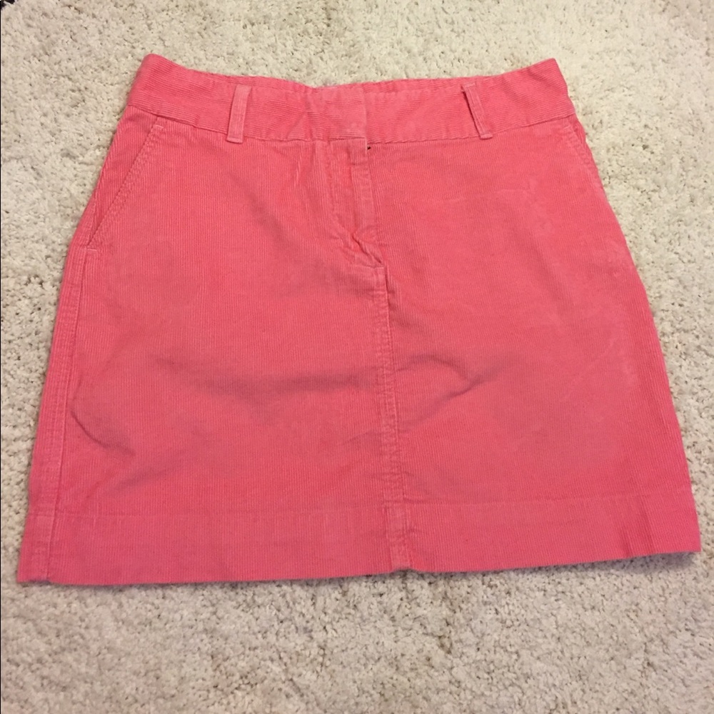 Vineyard Vines Corduroy skirt - GREAT FOR FALL