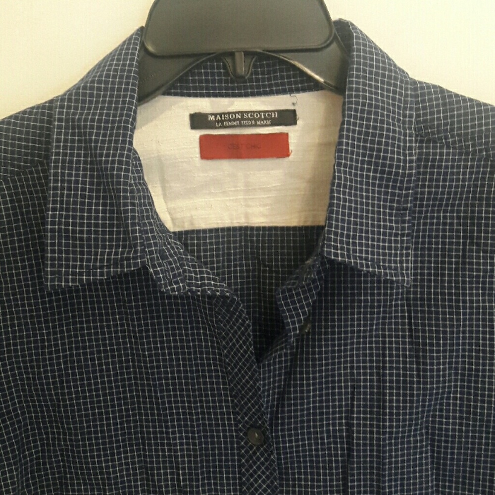 Maison Scotch navy w white checker design sz4